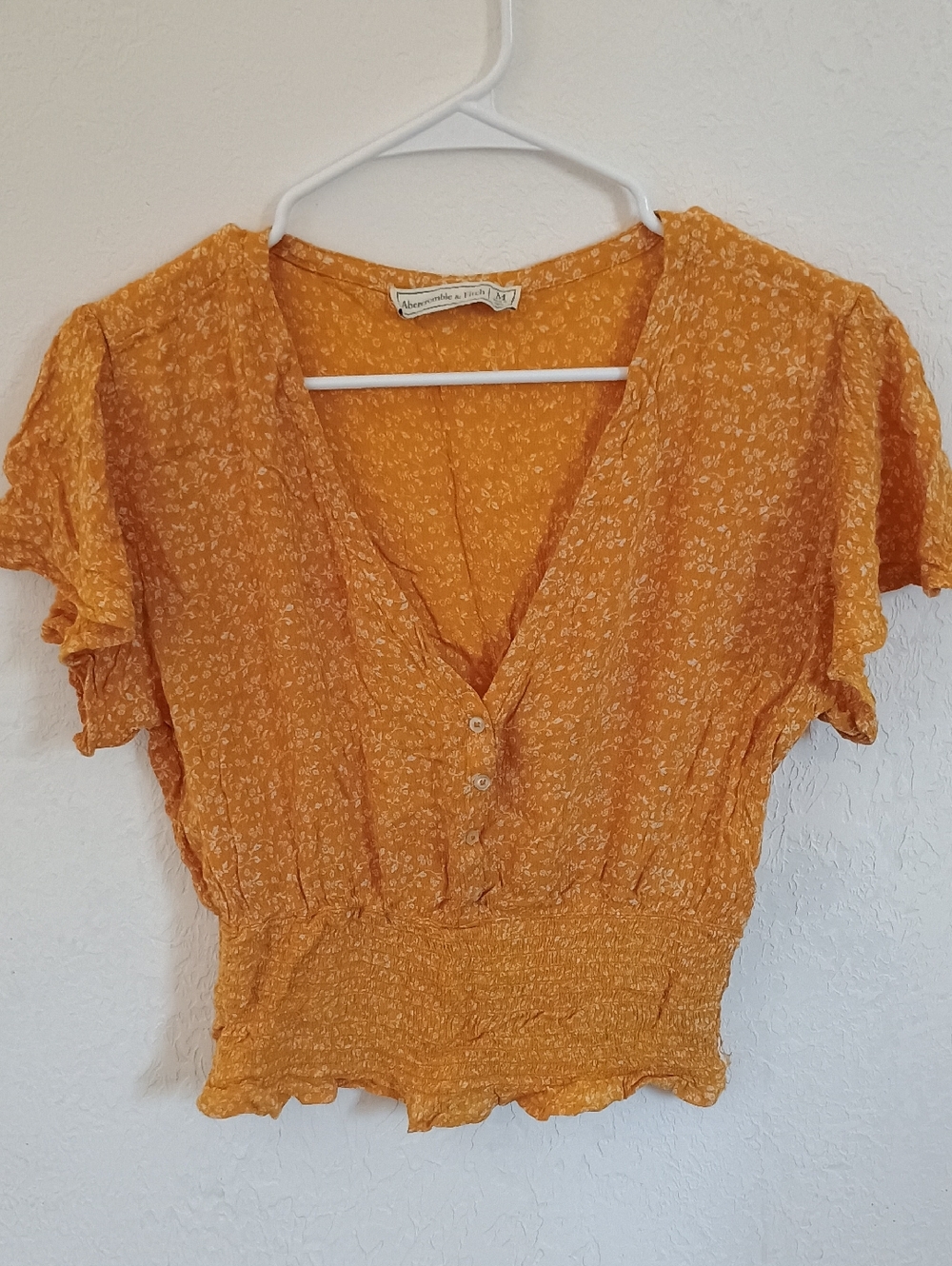 Abercrombie & Fitch Yellow Textured V-Neck Cropped Top